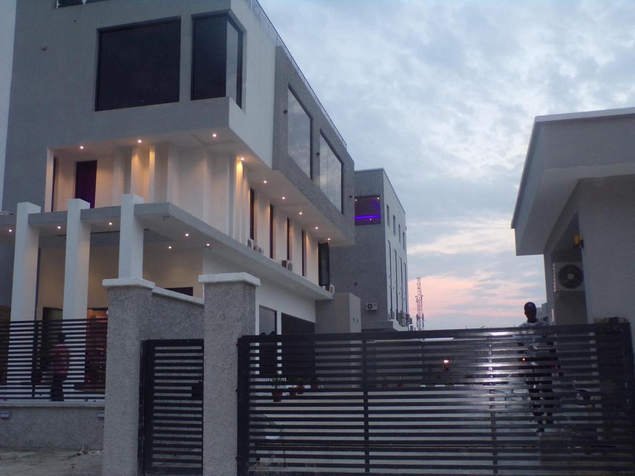 The Mayhill Lekki Εξωτερικό φωτογραφία