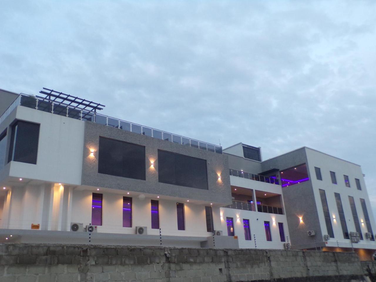 The Mayhill Lekki Εξωτερικό φωτογραφία